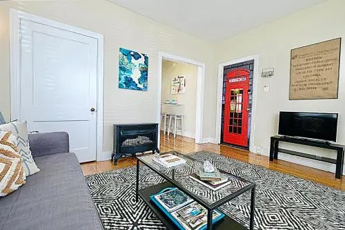 1920s Urban Charm SHELTER IN PLACE HERE!