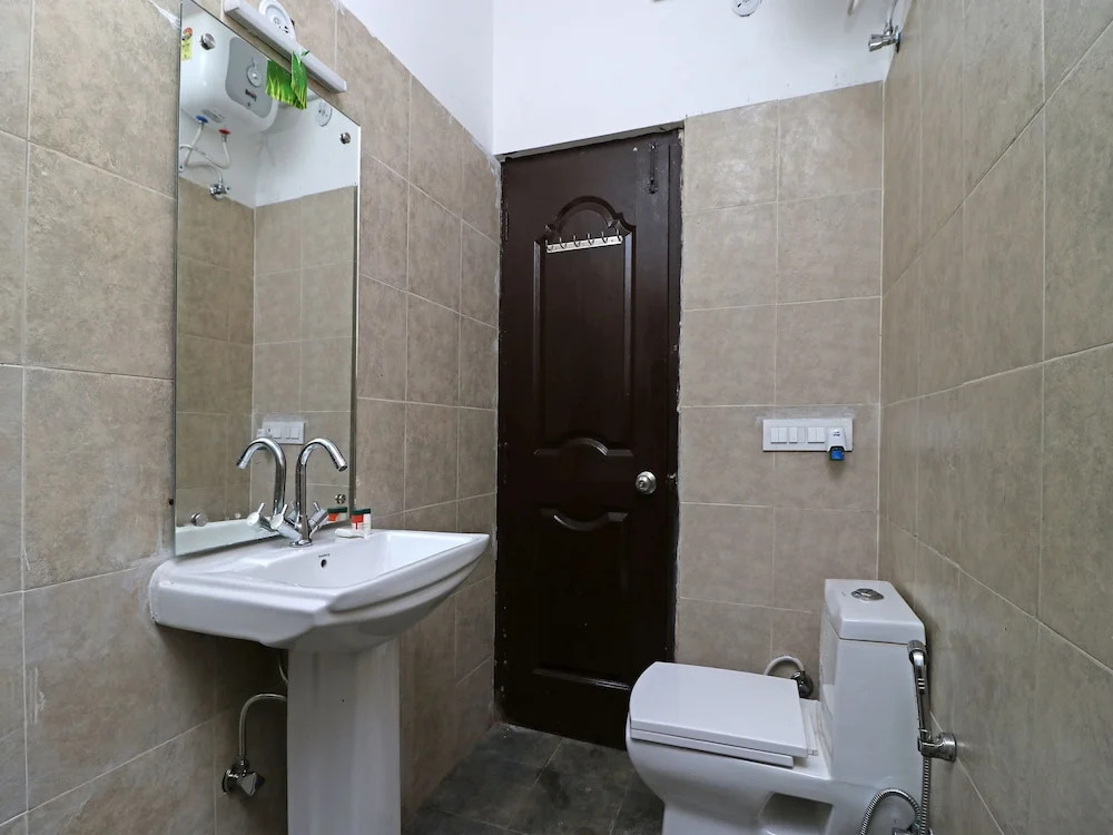 OYO 10771 Home 1BHK Valley View Naukuchiyatal