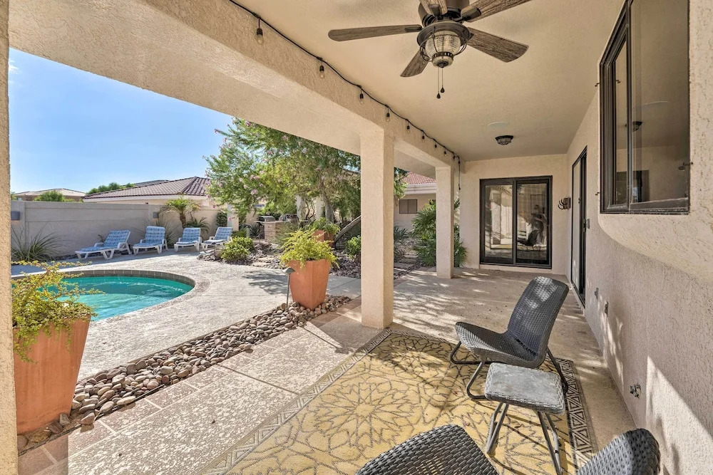 Pool & Game Room: Pet-friendly Lake Havasu Gem