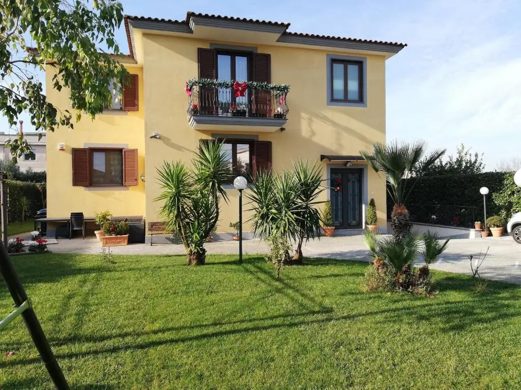 Appartamento con Piscina in uso esclusivo in B&B