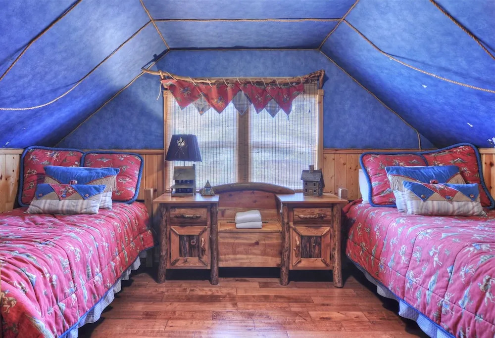 No. 5 Lake Front Dream Cabin Cabin