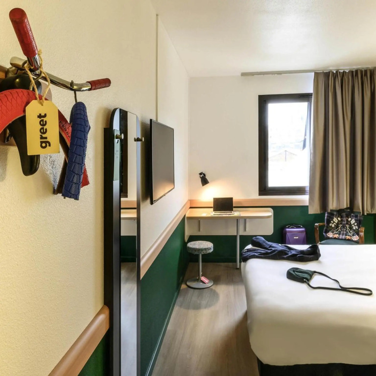Greet Hotel Evreux Centre - Route de Normandie by Accor