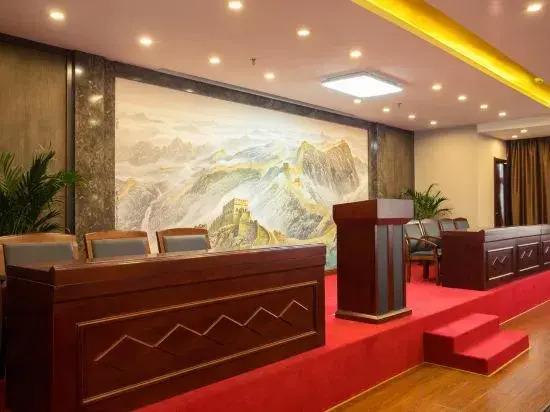 Longkou Jinyangguang Grand Hotel