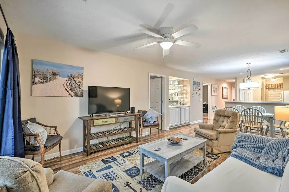 True Blue Golf Resort Condo - 3 Mi to Beach!