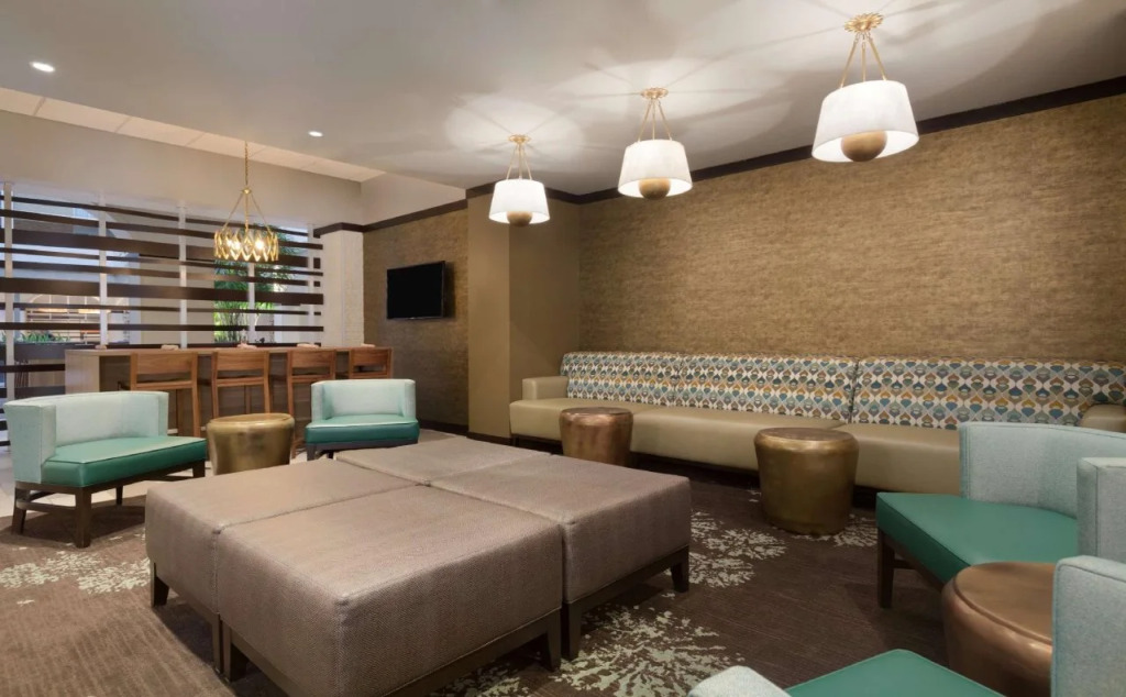 Embassy Suites by Hilton Jacksonville Baymeadows