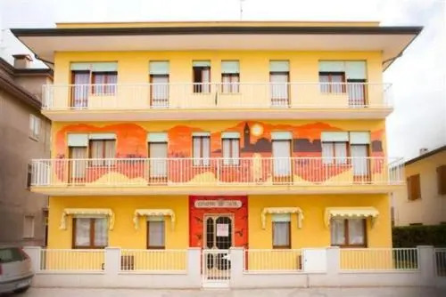 Apartment-House Depa