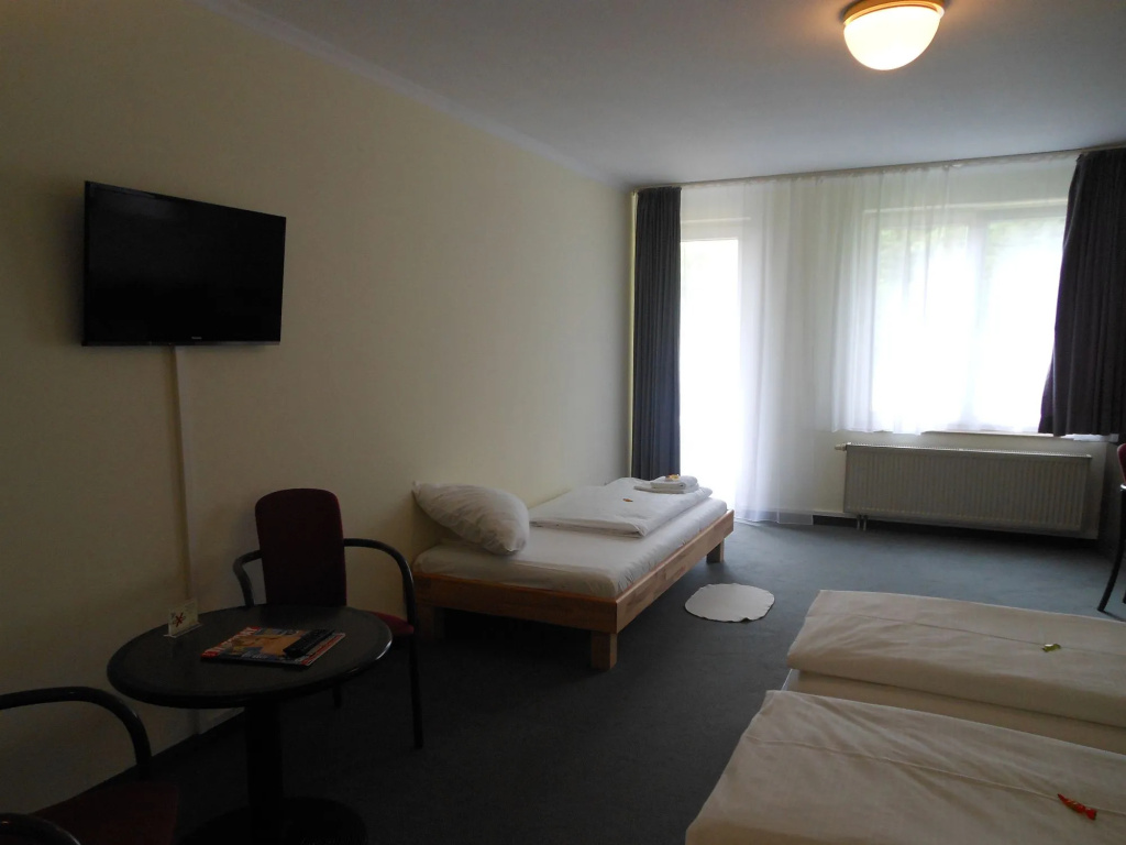 Garden Hotel