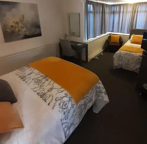 Heatherlea Guest House