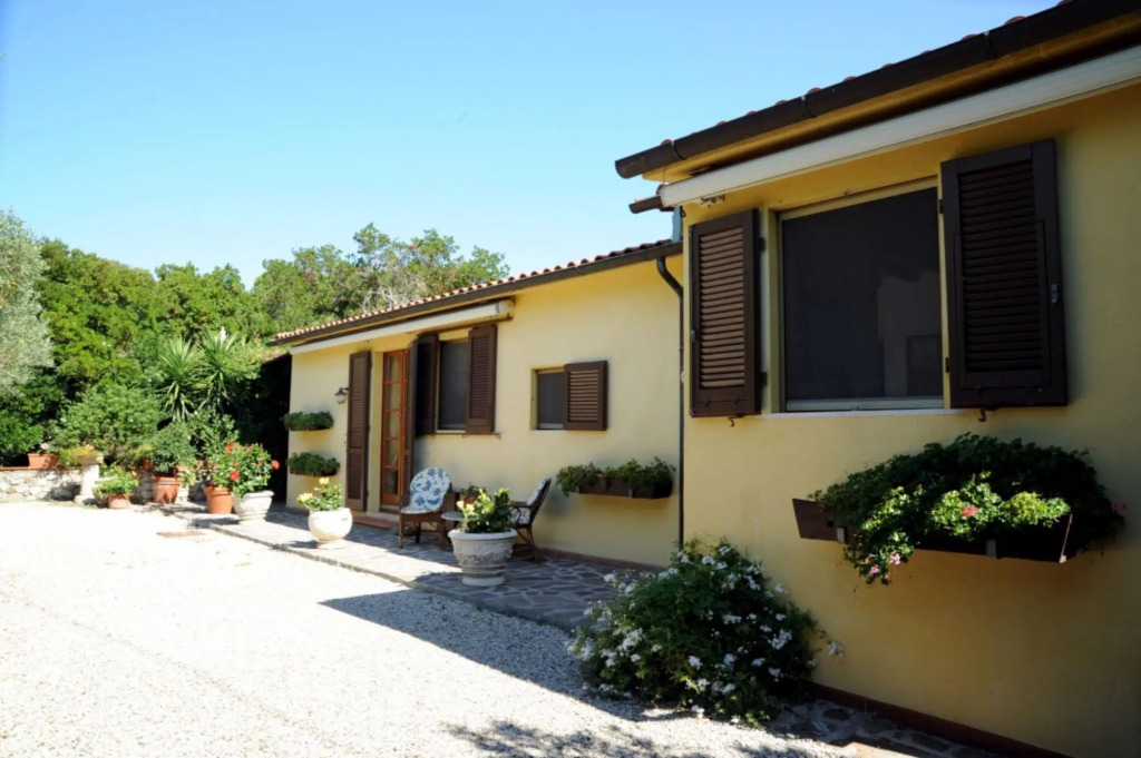 Incredible Villa Palmaiola overlooking the Gulf, Pool and large open spaces-VILLA PALMAIOLA