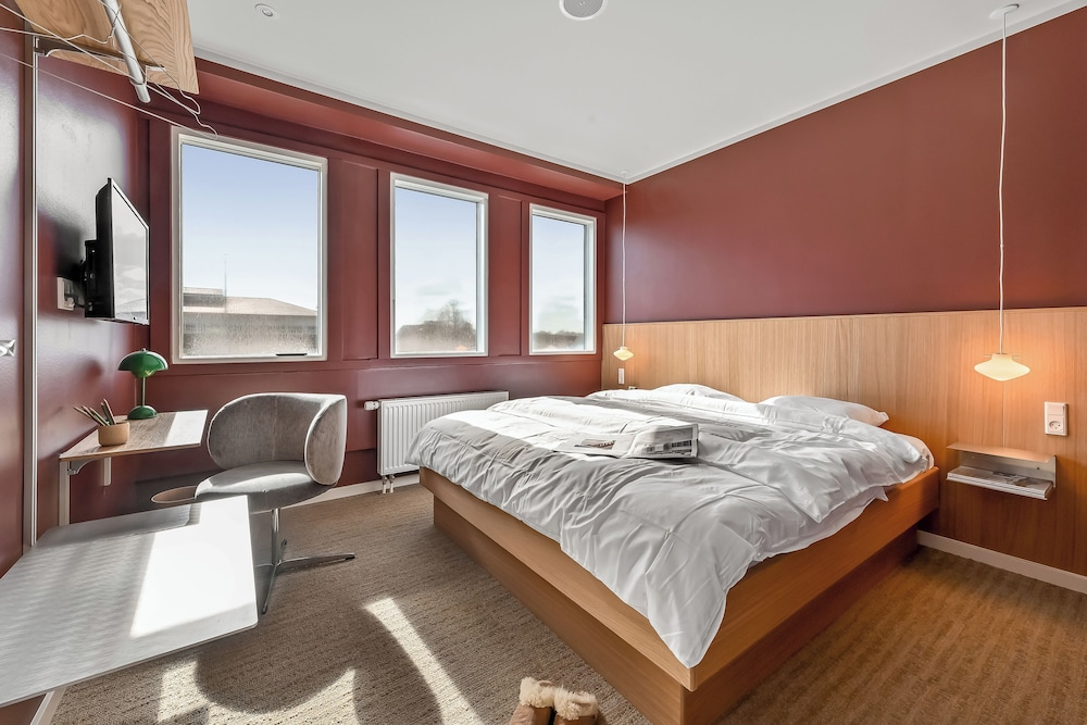 The Break Hotel