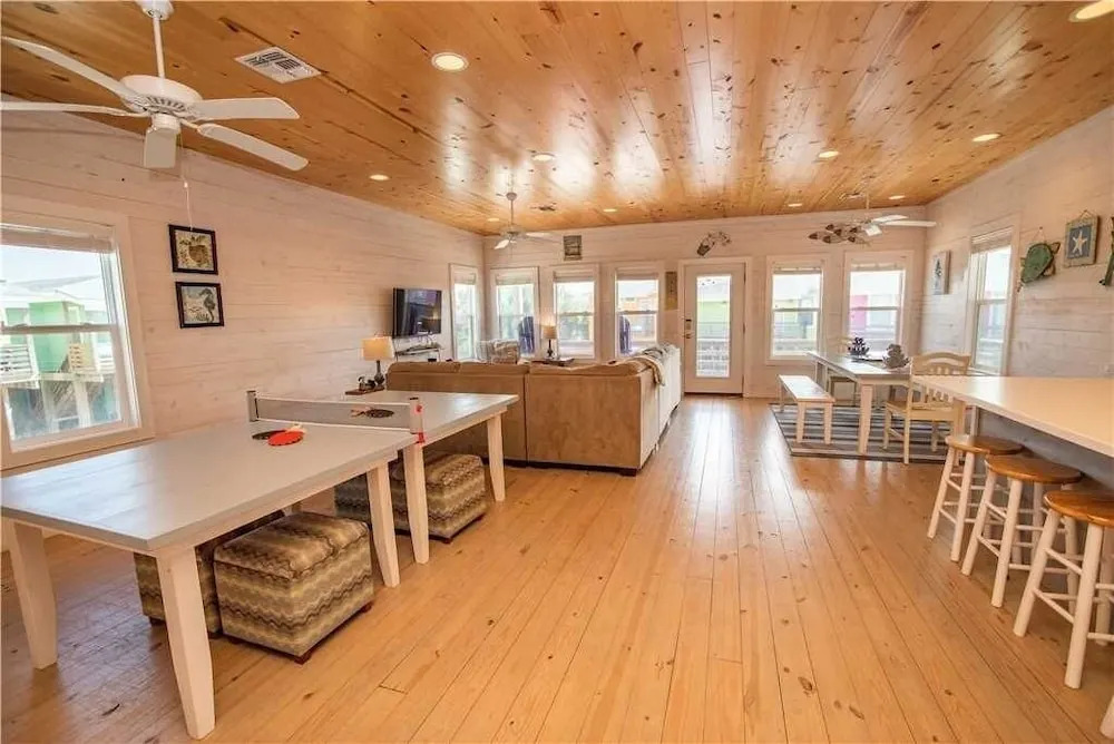 2727 S 11th Street #34 4 Bedrooms 3.5 Bathrooms Home