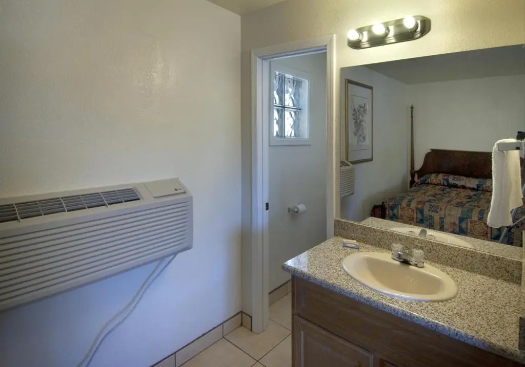 American Executive Inn Mesa