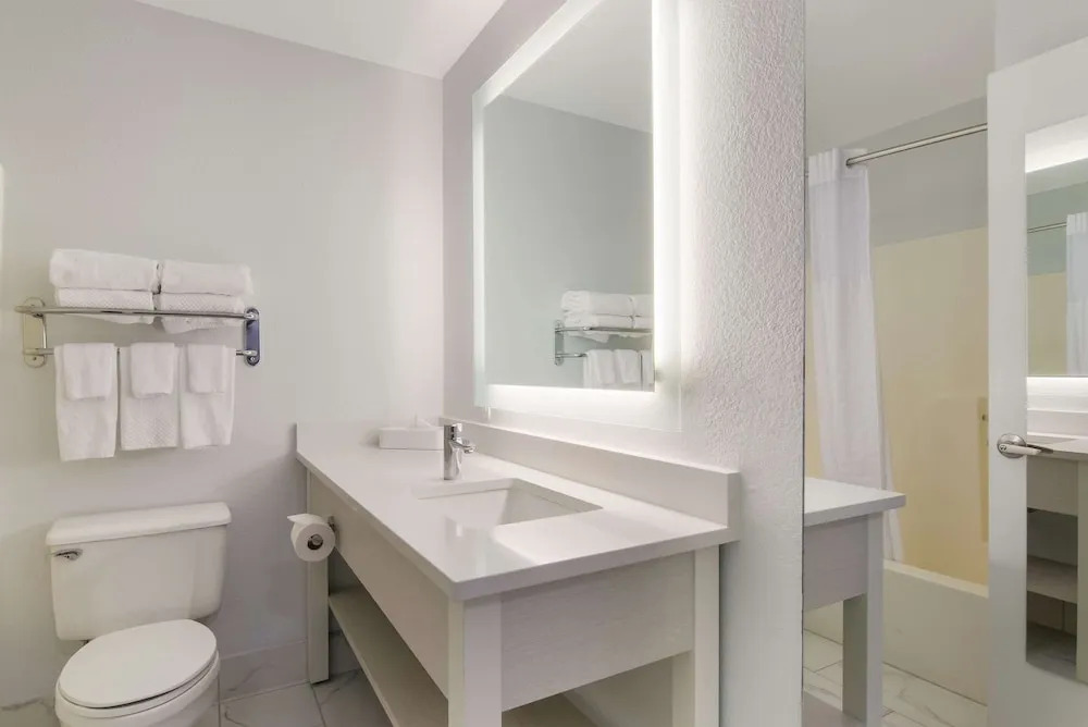 Candlewood Suites Omaha