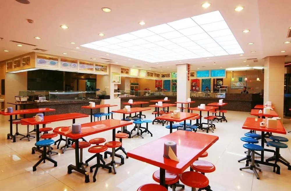 Yixing Hotel
