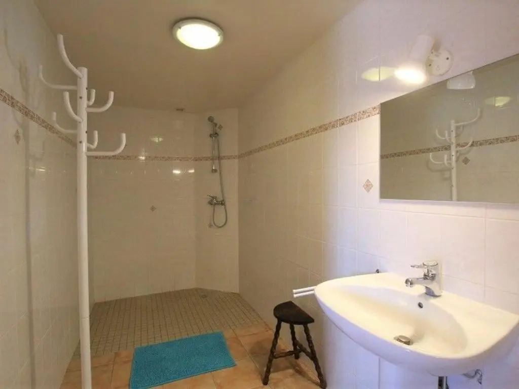 Gîte en pierre avec terrasses, proche de sites médiévaux, idéal pour famille avec équipements bébé. - FR-1-582-256