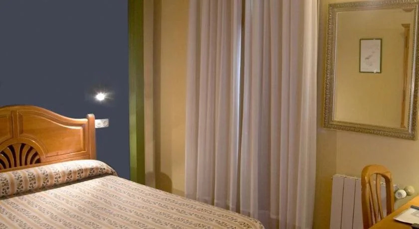 Hotel Cuevas Del Mar