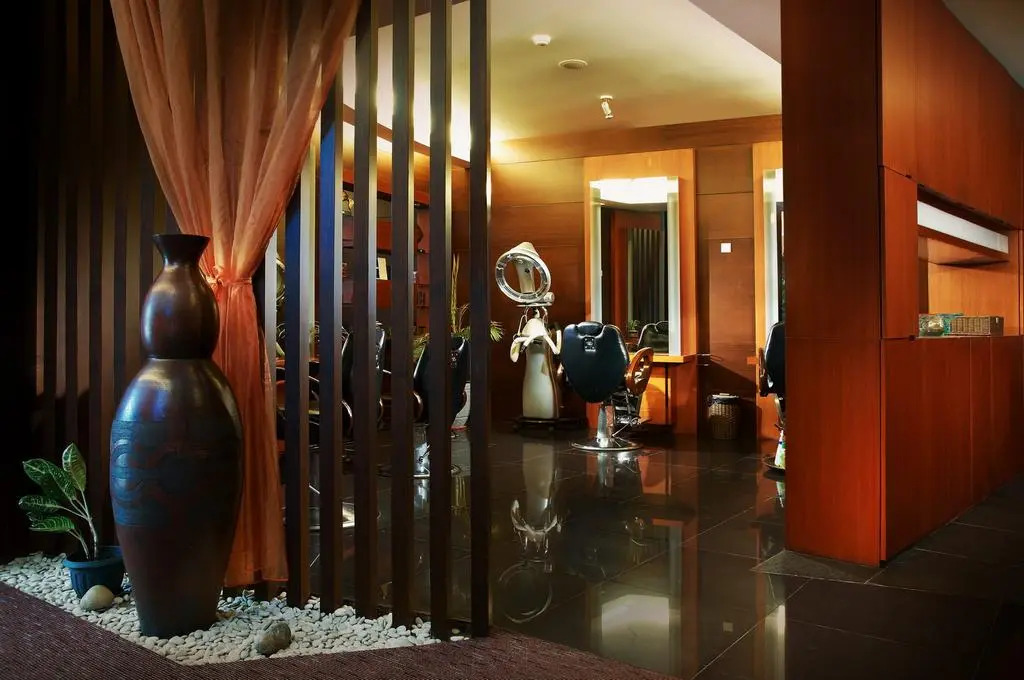 Rattan Inn Hotel