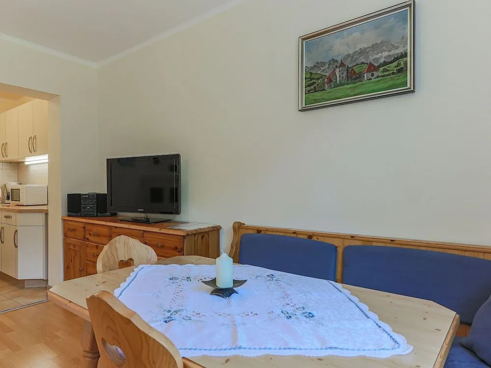 Snug Apartment in Kitzbühel - Kirchberg near Ski Slopes