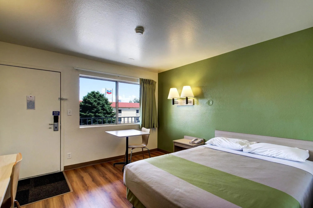 Econo Lodge Midvale