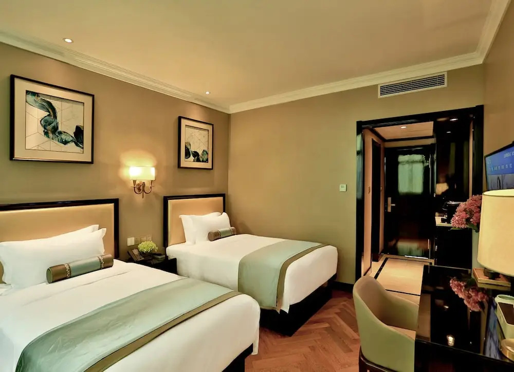 Oriental Hotel