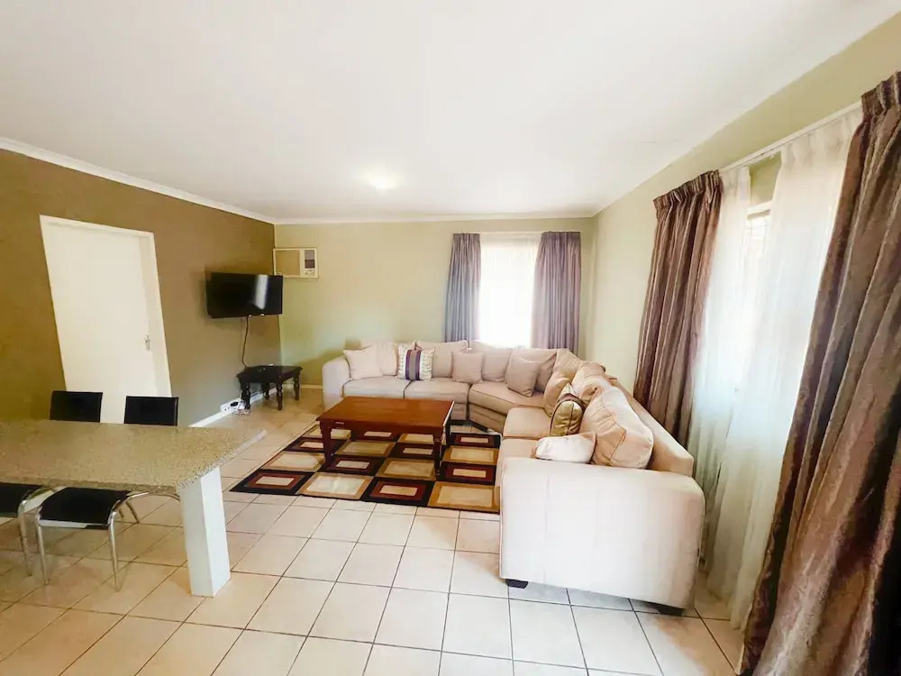 Protea Ridge Guest Cottages and Conference Centre