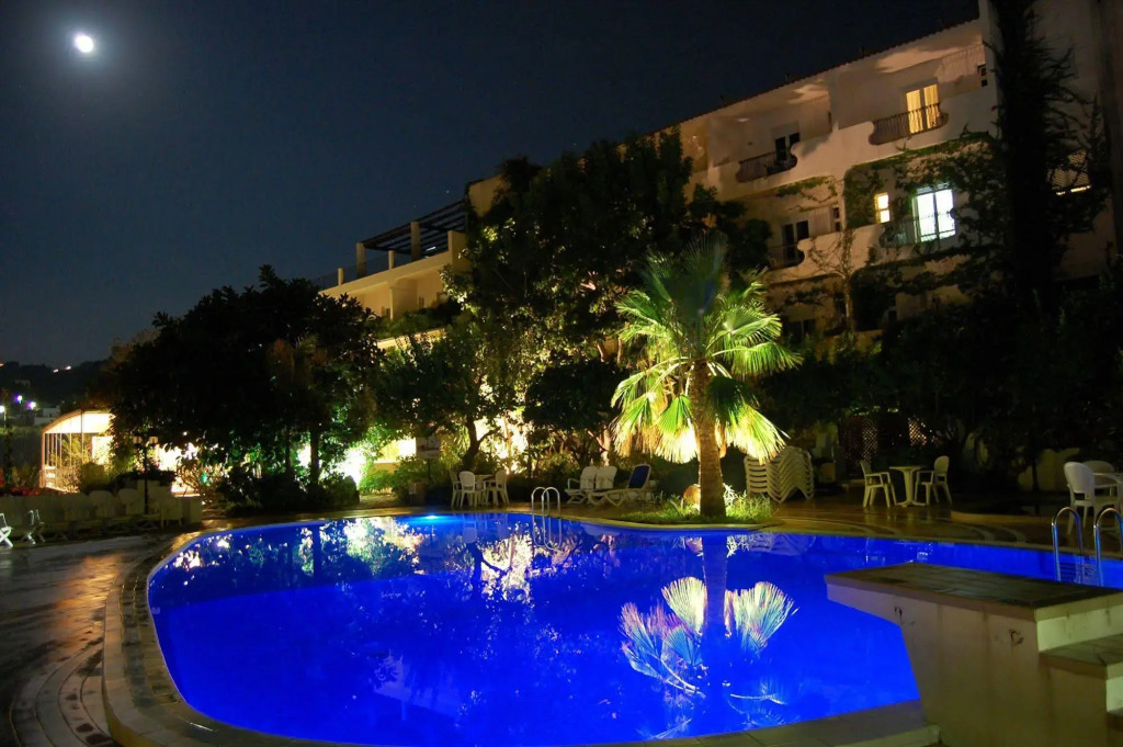 Hotel Giardino Sul Mare