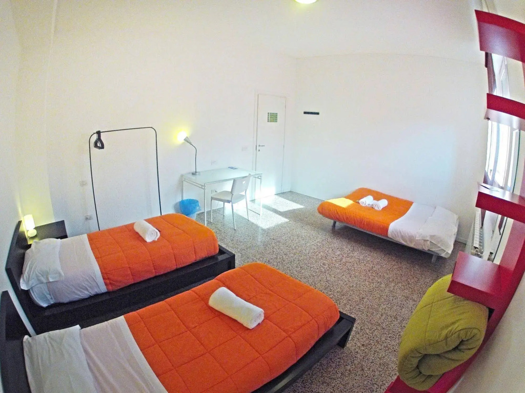 My Room Airport