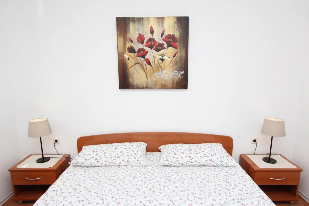 Apartments Mirela