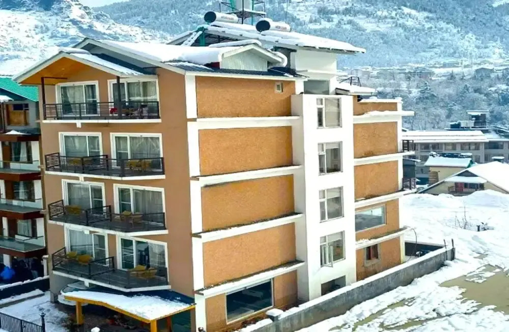 Simsa Heights Manali