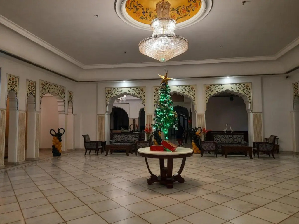 Hotel Utkarsh Vilas