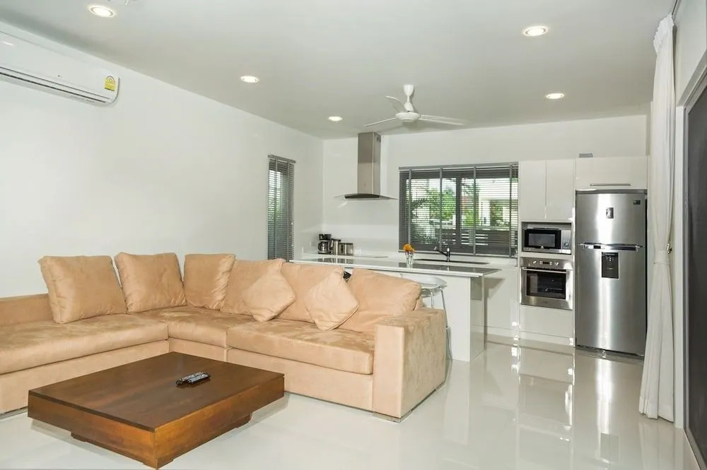 Rawai Villa by Fullrooms Phuket