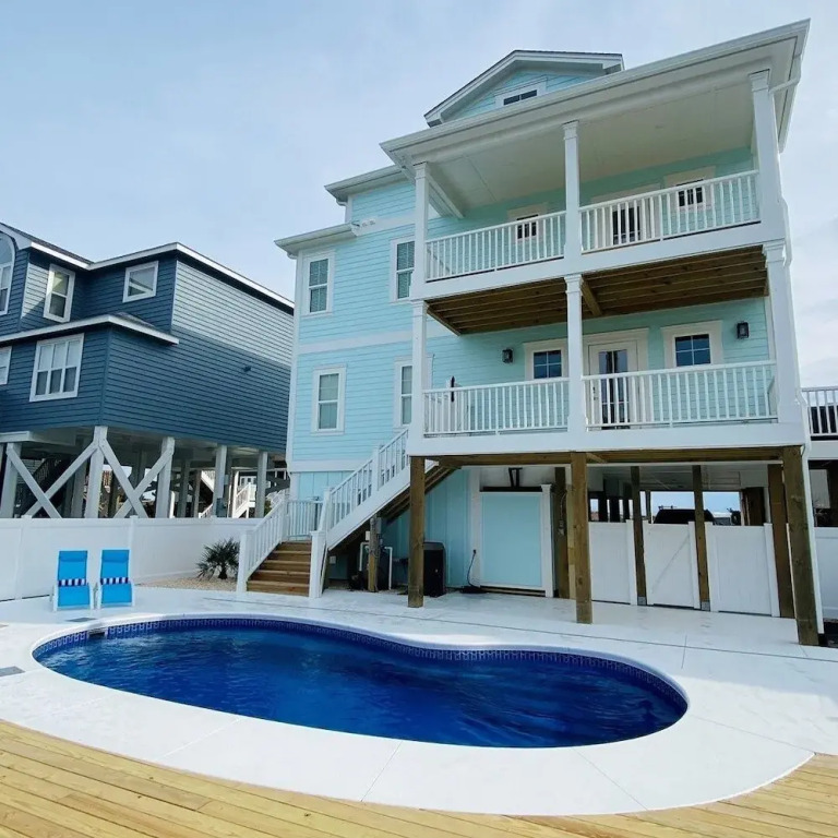 1030 Ocean 5 Bedroom Home by RedAwning