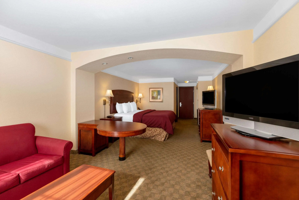 La Quinta by Wyndham Dodge City