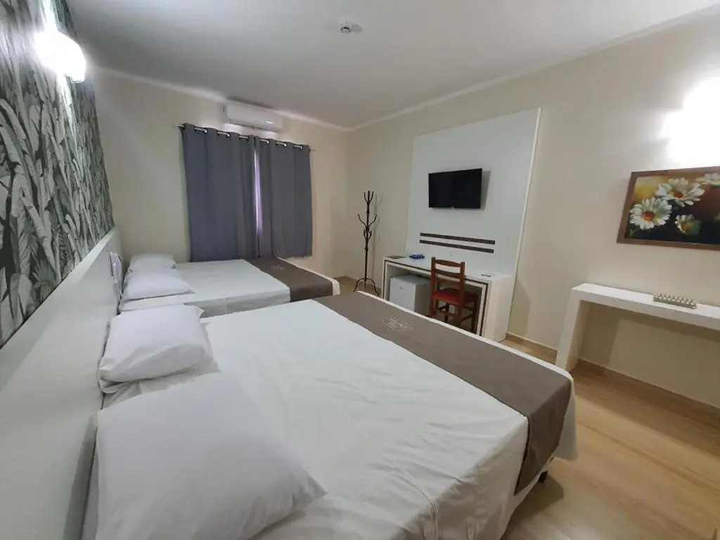 Charles Hotel