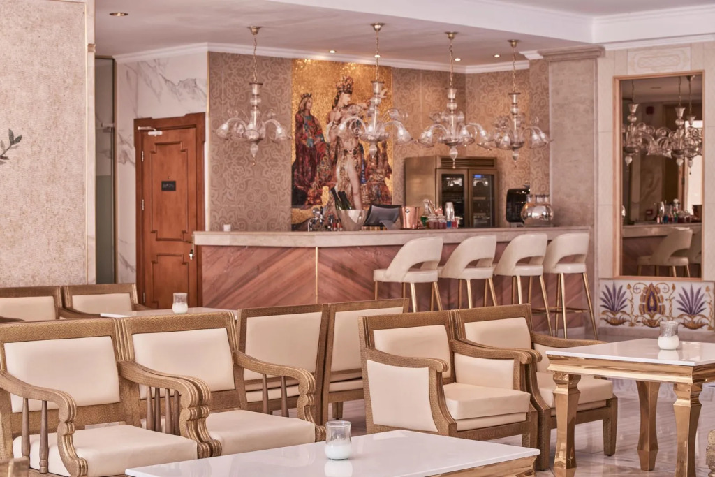 Mythos Palace Resort