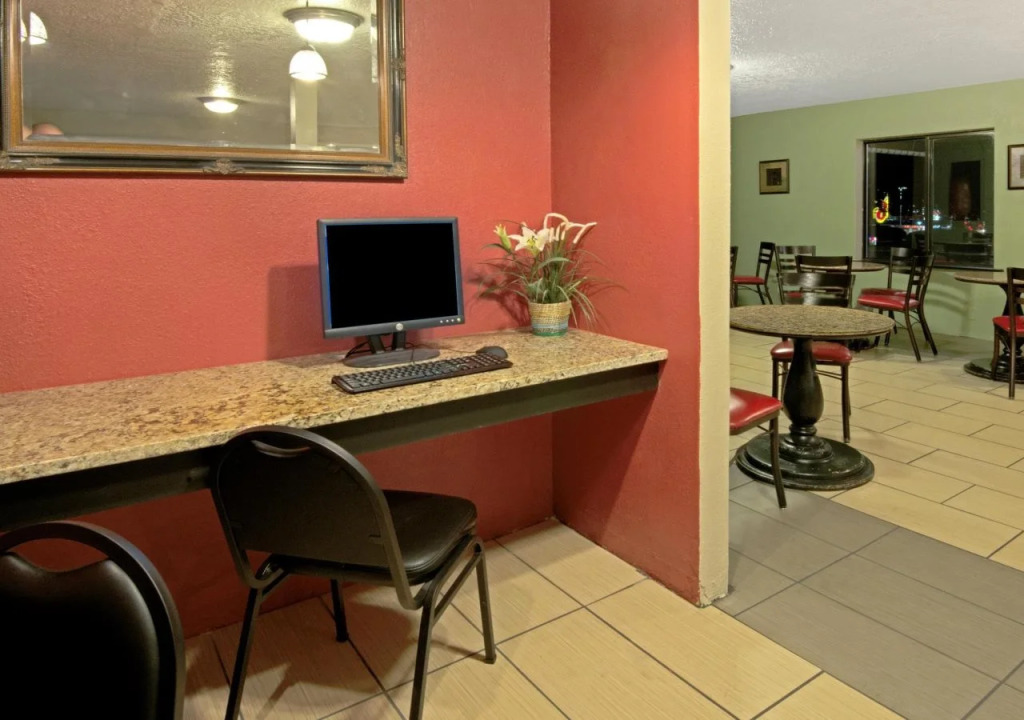Travelodge Midtown