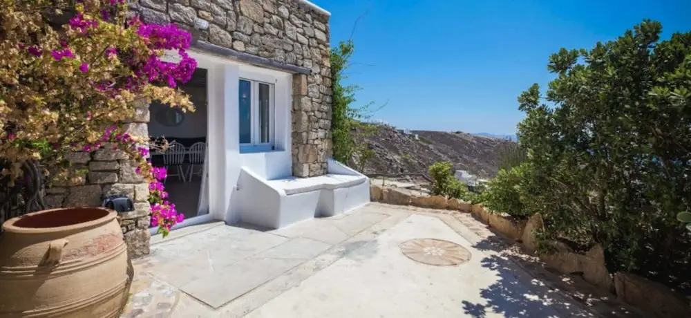 Stunning 2BR Cottage With Private Pool in Mykonos