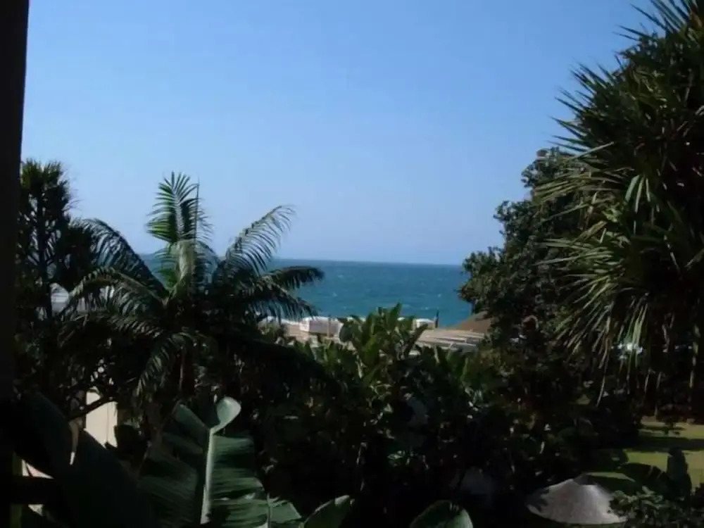 16 Mallorca Umdloti beach front Magic