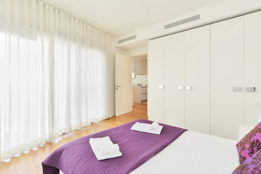Sunny & Bright Amoreiras Apartment