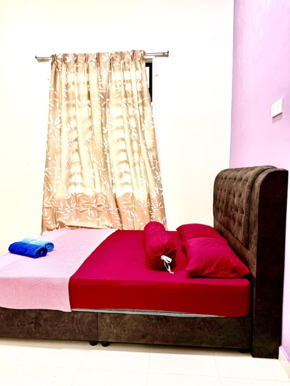Homestay Selesa KBK Guesthouse