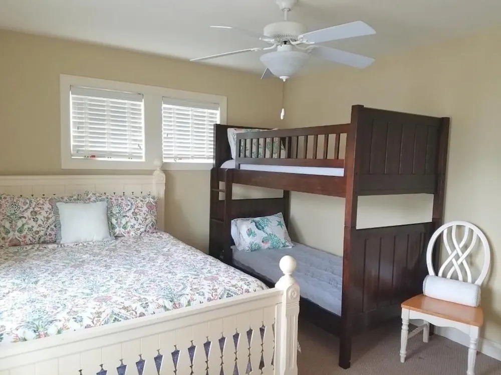 The White - 3 Br Home