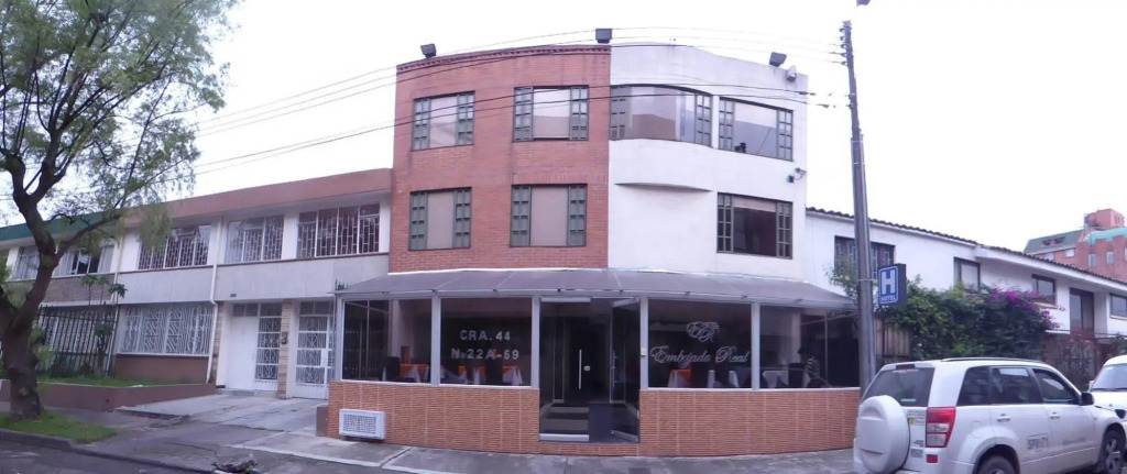 Hotel Embajada Real