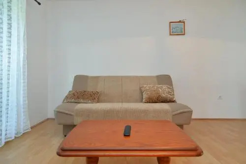 Apartment 1725