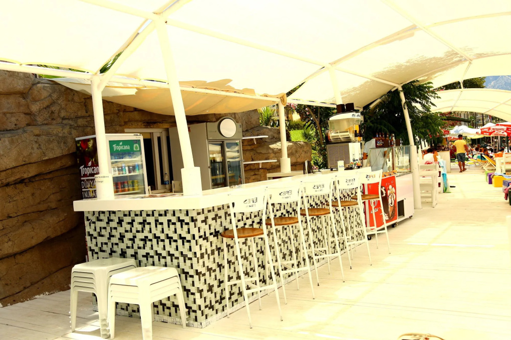 Viking Beach Hotel & Spa