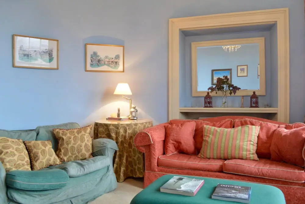 Central Edinburgh New Town Flat