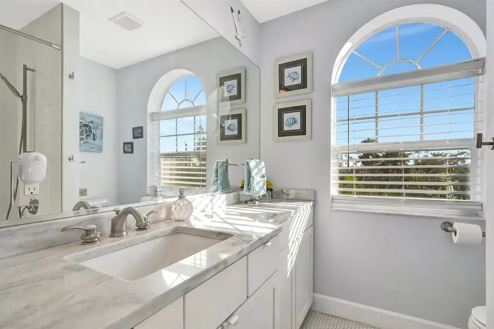 Terra Ceia Private Saltwater Pond Home