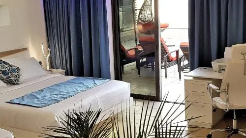 Jbr penthouse with terrace pool