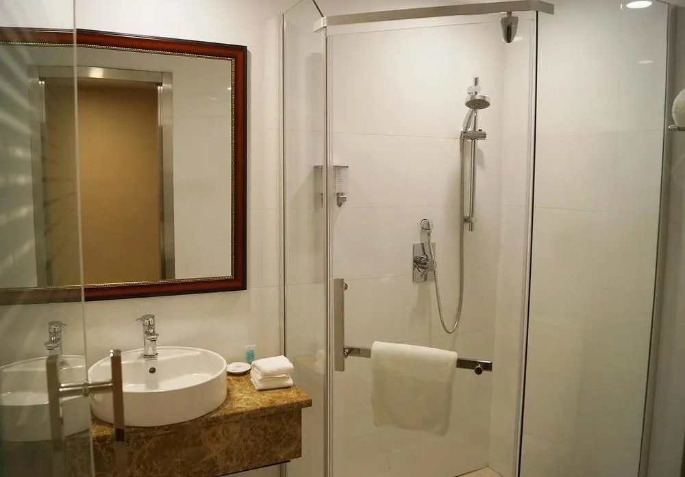 Elan Hotel