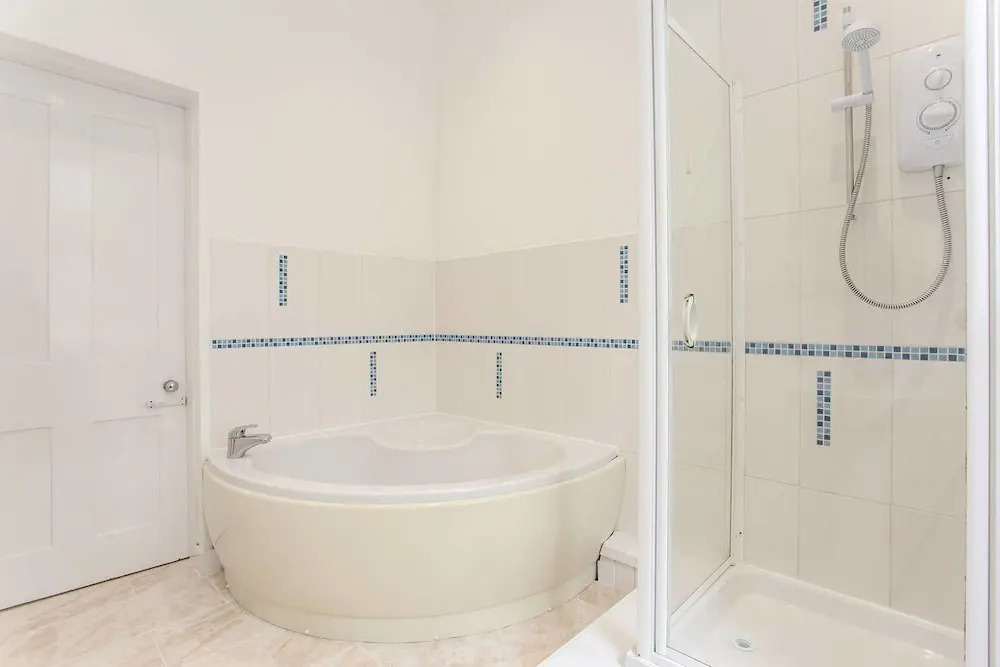 Perfect City Centre Location 50M From Princes St
