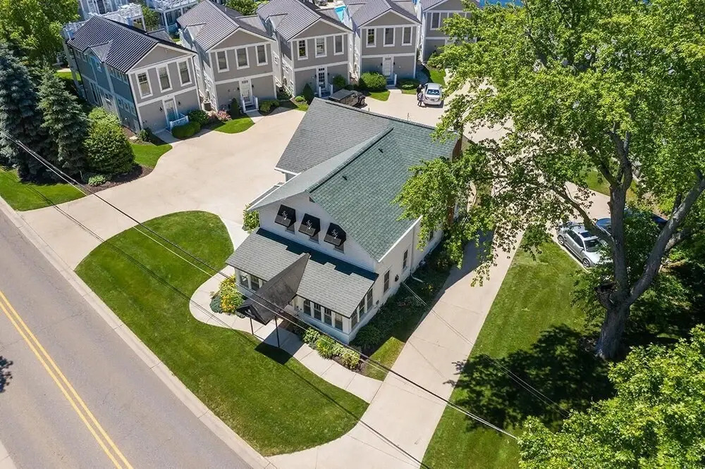 Saugatuck Harbor House